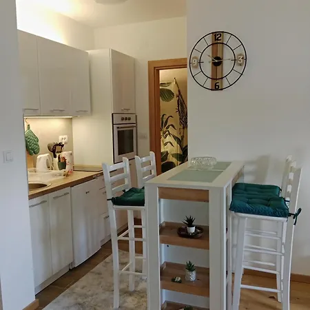 Apartamento Golden Clover 33 *