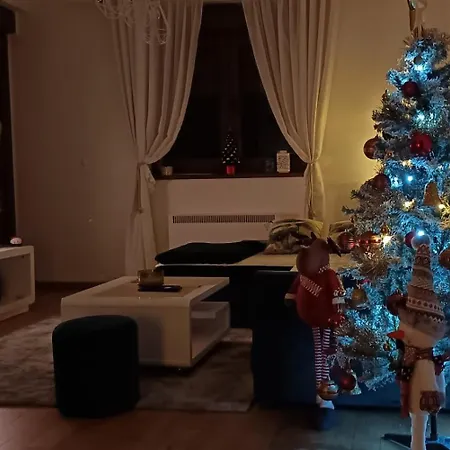 Golden Clover 33 Apartamento *