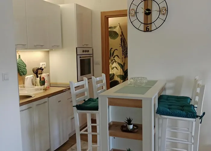 Apartamento Golden Clover 33 *