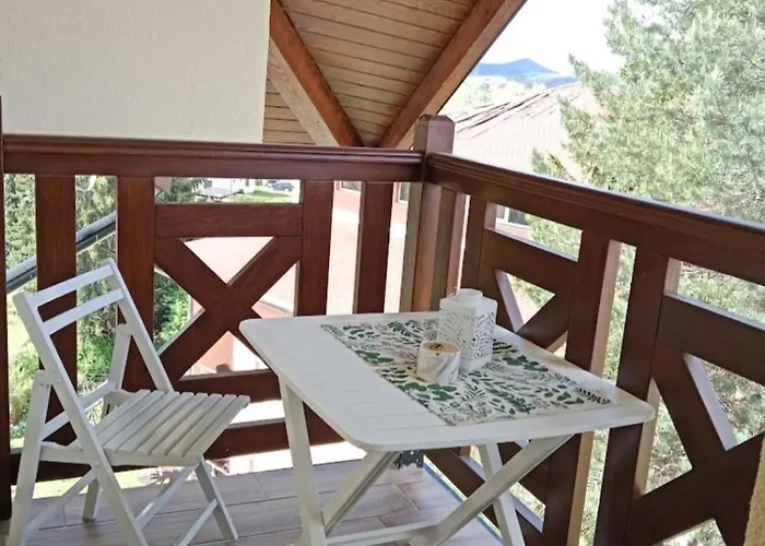 Lägenhet Golden Clover 33